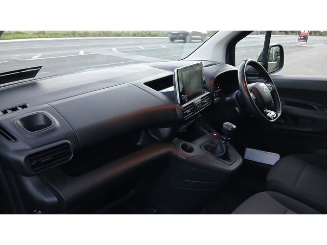 Image for 2022 Citroen Berlingo 