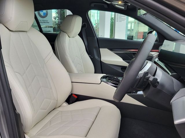 Image for 2026 BMW 5 Series 