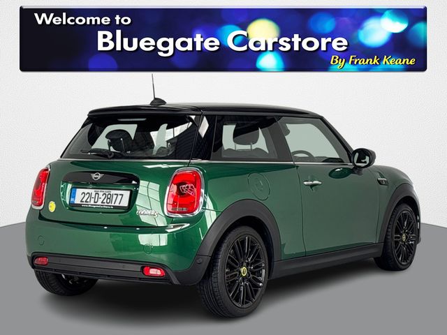 Image for 2022 Mini Cooper SE AUTO COOPER L2**FRONT HEATED SEATS**MULTIFUNCTIONAL STEERING WHEEL**DUAL CLIMATE CONTROL**DIGITAL MEDIA DISPLAY**REVERSE CAMERA**PARKING SENSORS**KEYLESS START**FINANCE ARRANGED**