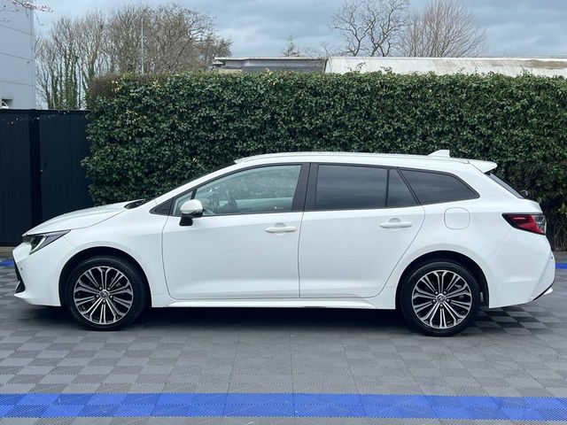 Image for 2022 Toyota Corolla SOL TOURING 1.8 HYBRID // SERVICE HISTORY // DIAMOND CUT ALLOYS // DIGITAL CLUSTER