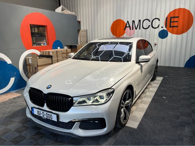 Image for 2016 BMW 7 Series 2016 BMW 740E IPERFORMANCE M-SPORT 2.0 AUTOMATIC / CRUISE CONTROL / 360° CAMERA / ELECTRIC MEMORY MASSAGING & HEATED SEATS / AMBIENT LIGHTS AND MORE