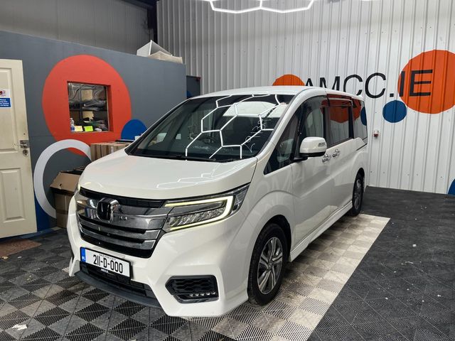 Image for 2021 Honda Stepwagon 2021 HONDA STEPWAGON SPADA EHEV G 2.0 AUTOMATIC / CRUISE CONTROL / PARKING CAMERA / ELECTRIC MEMORY & HEATED SEATS / ELECTRIC & AUTOMATIC DOORS / 7 SEATS OPTION AND MORE