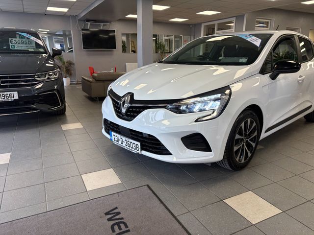 Image for 2023 Renault Clio Equilibre TCE 90 MY22.5 5DR