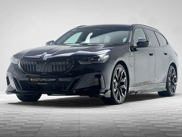 Image for 2025 BMW 5 Series 530E M SPORT