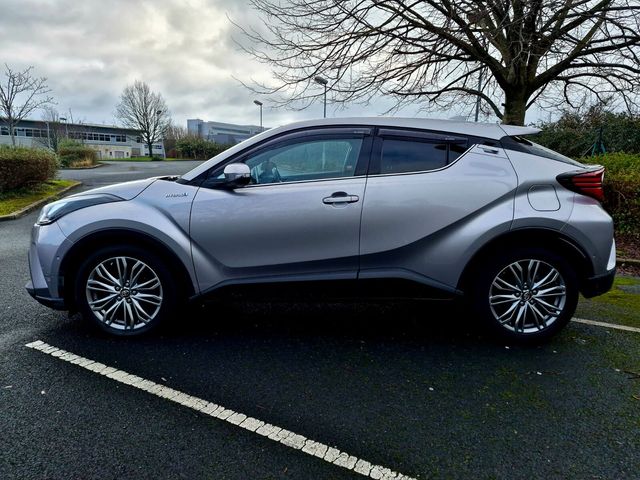 Image for 2021 Toyota C-HR 1.8 HYBRID SOL