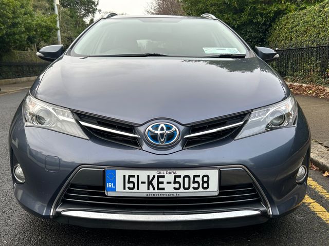 Image for 2015 Toyota Auris 1.8 VVTI HYBRID *SALE AGREED*