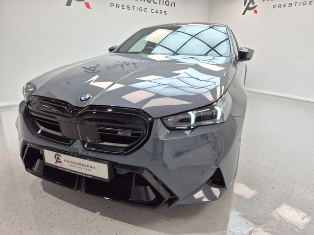 Image for 2024 BMW M5 **4.4 V8 Twin Turbo 727bhp**Plug-In Hybrid**Carbon Exterior Pack**