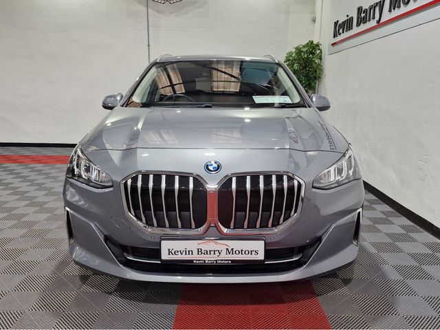 Image for 2023 BMW 2 Series Active Tourer 225E LUXURY (PLUG IN HYBRID) X-DRIVE AUTOMATIC **ONE OWNER / LOW MILEAGE / APPLE CARPLAY & ANDROID AUTO / CRUISE CONTROL / FULL BLACK LEATHER / HEATED FRONT SEATS / SAT NAV / REVERSE CAMERA**