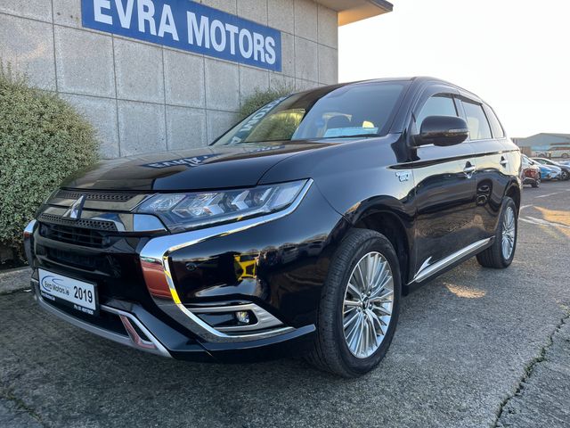 Image for 2019 Mitsubishi Outlander G 4WD AUTOMATIC 2.4 PETROL //HIGH SPEC//HEATED ELECTRIC SEATS//KEYLESS ENTRY//HEATED STEERING WHEEL//