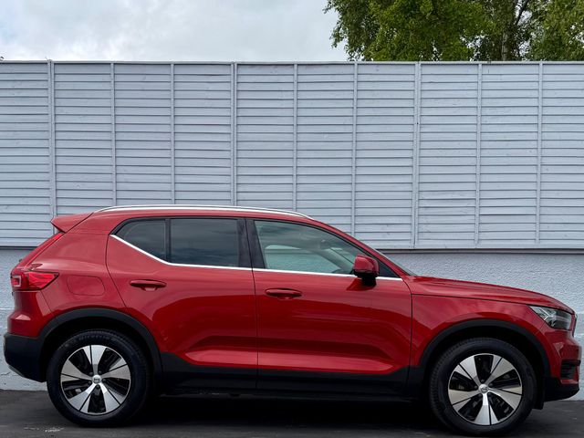 Image for 2022 Volvo XC40 INSCRIPTION EXPRESSION / BIG SPEC / T4 RECHARGE / 18" ALLOYS / NAV / PARK ASSIST PACK / FULL HISTORY / *FINANCE PACKAGES AVAILABLE*