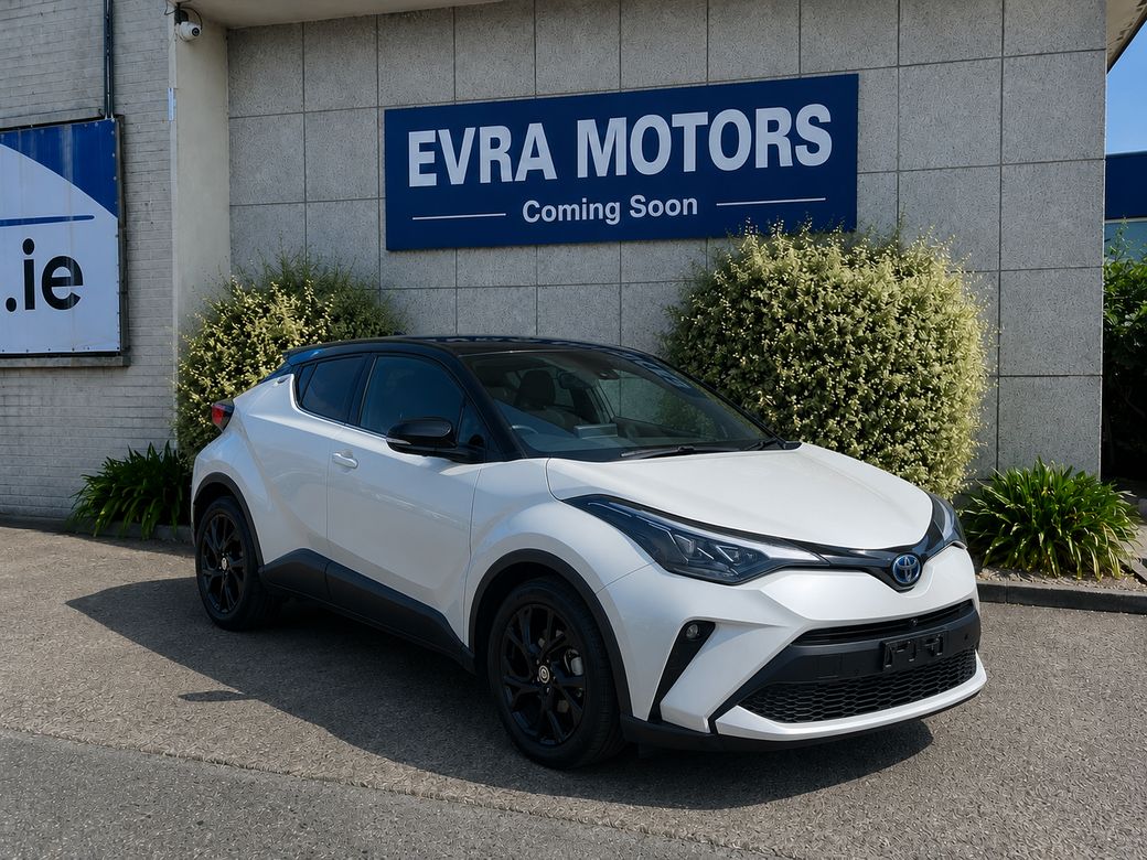 Image for 2023 Toyota C-HR SOL NERO AUTOMATIC HYBRID 1.8 PETROL //REVERSE CAMERA//HALF LEATHER HEATED SEATS//ADAPTIVE CRUISE CONTROL//KEYLESS ENTRY//