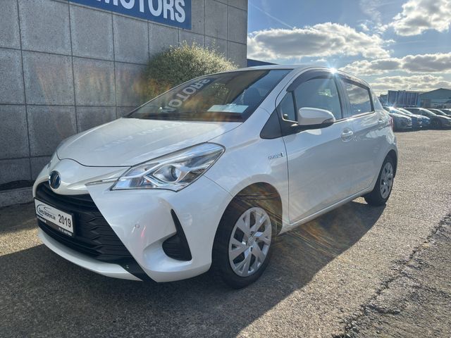 Image for 2019 Toyota Vitz AUTOMATIC HYBIRD 1.5 PETROL //HIGH SPEC//CRUISE CONTROL//HEATED DRIVERS SEAT//REVERSE CAMERA//KEYLESS ENTRY// 