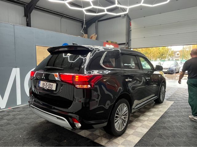 Image for 2019 Mitsubishi Outlander €21950 2019 OUTLANDER PHEV 2.4 AUTOMATIC / HEATED SEATS / REVERSE CAMERA / APPLE CARPLAY ANDROID AUTO