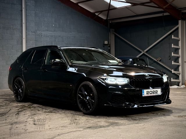 Image for 2022 BMW 5 Series 520D M-SPORT TOURING **M-PERFORMANCE PACK**