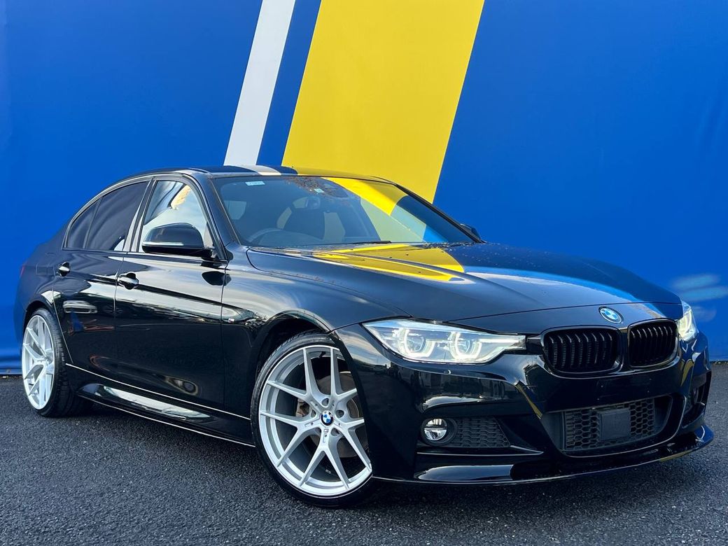 Image for 2017 BMW 3 Series 320d M-SPORT COMPETITION // NEW 20" M COMPETITION ALLOYS // FULL SERVICE HISTORY // DUAL ZONE CLIMATE CONTROL