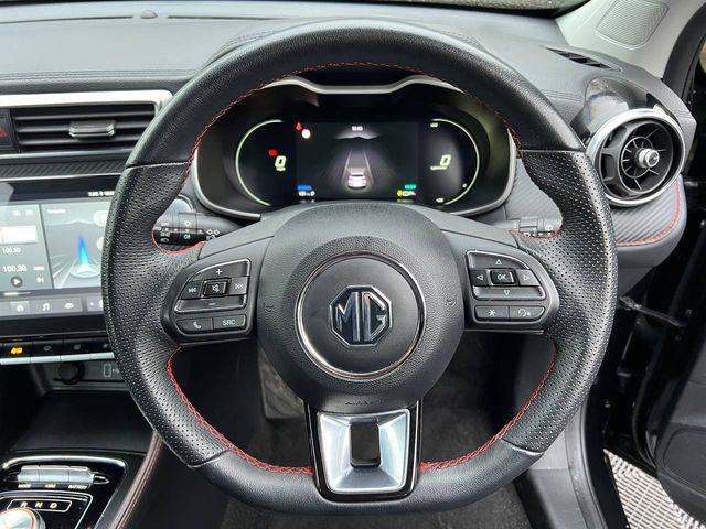 Image for 2023 MG ZS EV // LOW MILEAGE // APPLE CARPLAY/ANDROID AUTO // 360 PARKING CAMERAS // DIGITAL CLUSTER