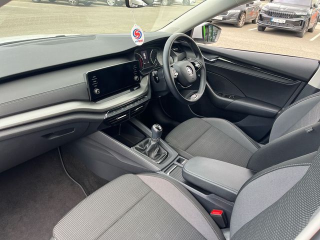 Image for 2023 Skoda Octavia AMBITION 1.0TSI 110HP MANUAL