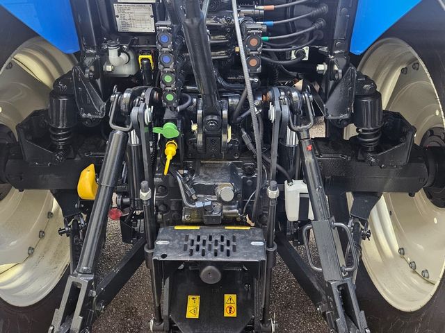 Image for 2025 New Holland T5 T5.120