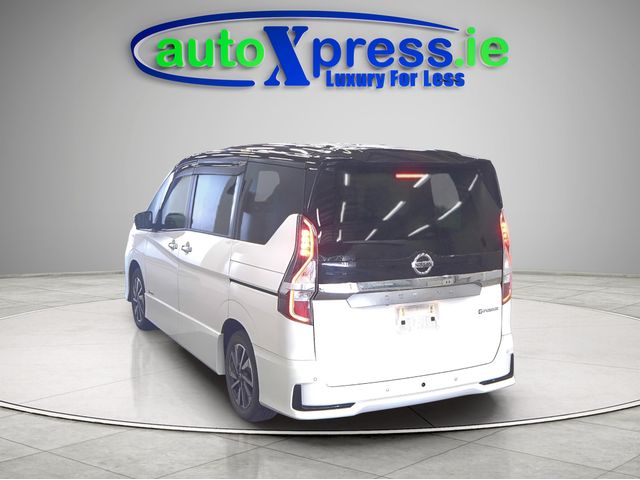 Image for 2020 Nissan Serena 7 SEAT E-POWER HIGHWAY STAR V Hybrid Automatic, Reversing camera