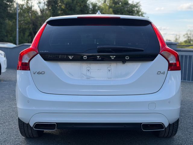 Image for 2018 Volvo V60 2.0 D4 SE LUXURY PLUS 190 BHP DIESEL AUTOMATIC // FULL HEATED LEATHER // REVERSING CAMERA // CRUISE CONTROL // LANE ASSIST // COLLISION WARNING SYSTEM // UPGRADED SPORT ALLOYS