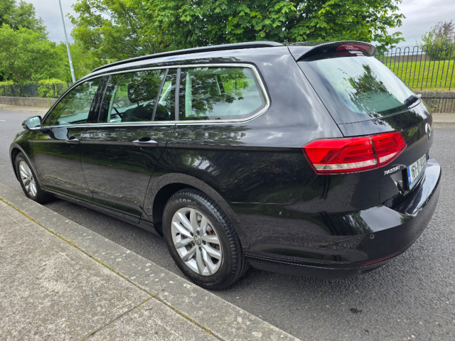 Image for 2016 Volkswagen Passat EST CL 1.4tsi M6F 125HP 5DR