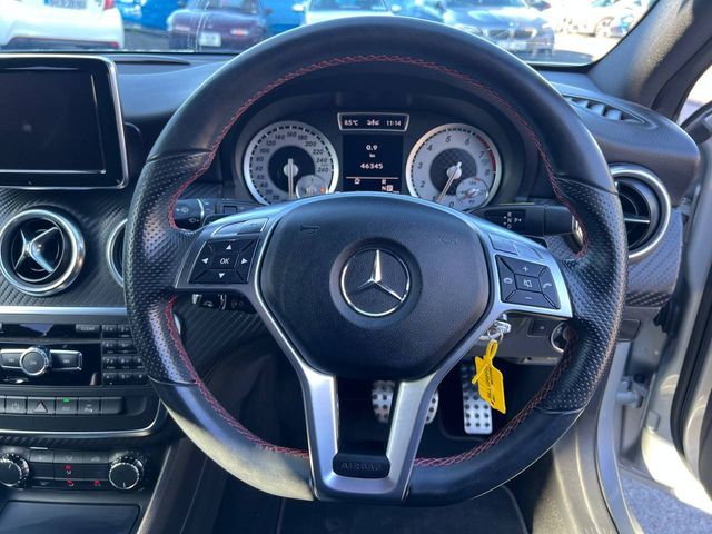 Image for 2013 Mercedes-Benz A Class A180 AMG-LINE 1.6 AUTO // LEATHER/ALCANTARA SEATS // REVERSE CAMERA // ADAPTIVE CRUISE CONTROL