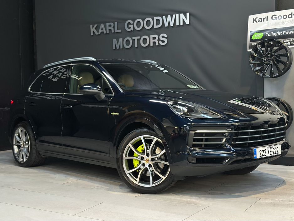 Image for 2022 Porsche Cayenne V6 E-HYBRID 4DR AUTO