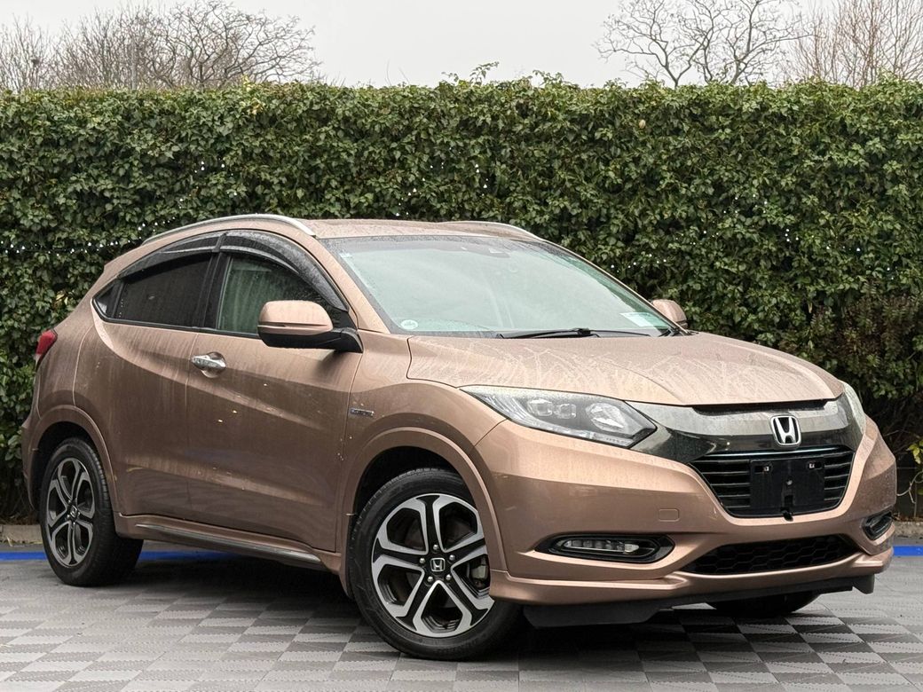 Image for 2017 Honda Vezel 1.5 HYBRID -HALF LEATHER HEATED SEATS // REVERSE CAMERA/