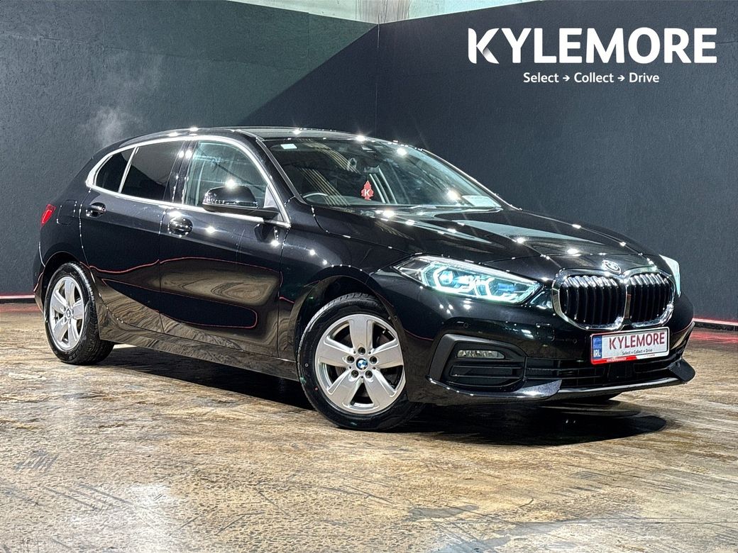 Image for 2022 BMW 1 Series 118I PLAY - FACTORY ALLOY WHEELS - REVERSE CAMERA - DIGITAL DASH