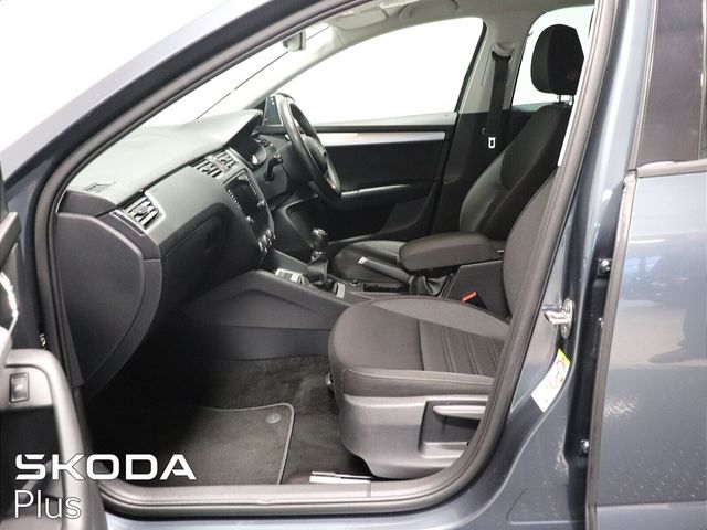 Image for 2021 Skoda Octavia COMBI Ambition 1.6TDI 115HP