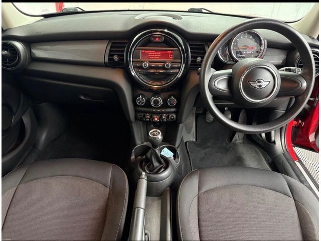 Image for 2017 Mini Cooper Cooper
