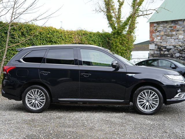 Image for 2019 Mitsubishi Outlander 2.4 Litre Petrol Plug In Hybrid 