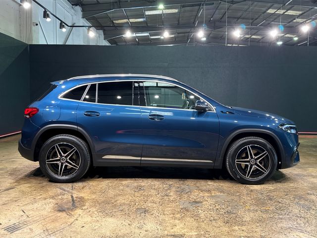 Image for 2022 Mercedes-Benz EQA EQA 250 AMG LINE - REVERSE CAMERA/PARKING RADAR - HEATED SEATS - CRUISE CONTROL - ELECTRIC TAIL-GATE