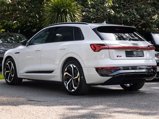 Image for 2023 Audi Q8 e-tron 55 Quattro S Line Black Edition