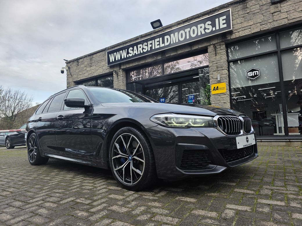 Image for 2022 BMW 5 Series 530E M SPORT TOURING AUTO. PANORMIC GLASS ROOF. FINANCE ARRANGED.
