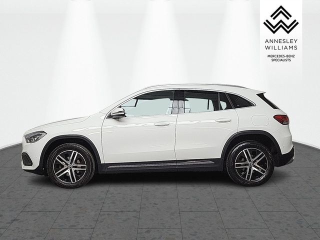 Image for 2022 Mercedes-Benz GLA Class GLA 180 Auto Progressive