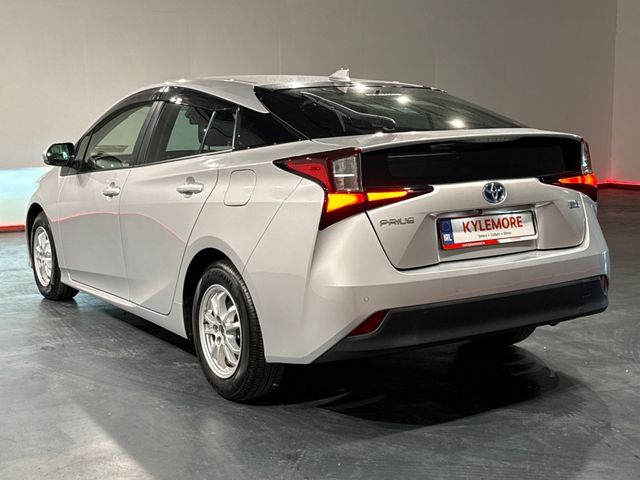 Image for 2021 Toyota Prius 1.8 HYBRID AUTOMATIC - TOYOTA SAFETY SENSE - REAR CAMERA - CRUISE CONTROL - LANE KEEP ASSIST