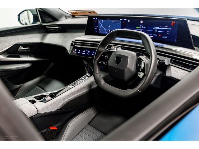 Image for 2024 Peugeot 3008 E-Allure 73kWh 210BHP