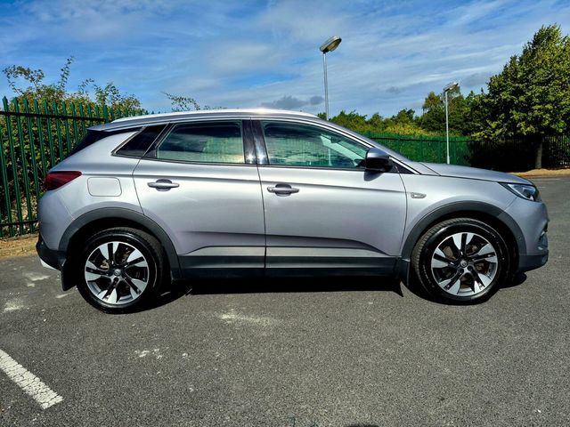 Image for 2019 Opel Grandland X SRi 1.2i 130PS 6 Speed