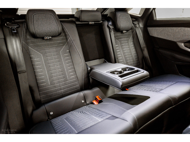 Image for 2027 Peugeot 3008 E-GT 73kWh 210HP