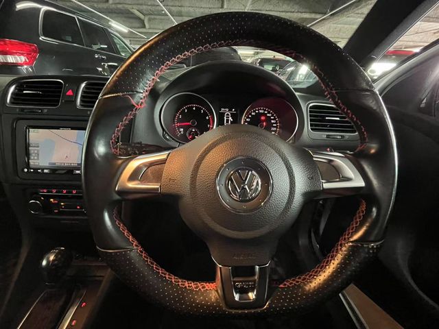 Image for 2011 Volkswagen Golf MK6 GTI Adidas Edition