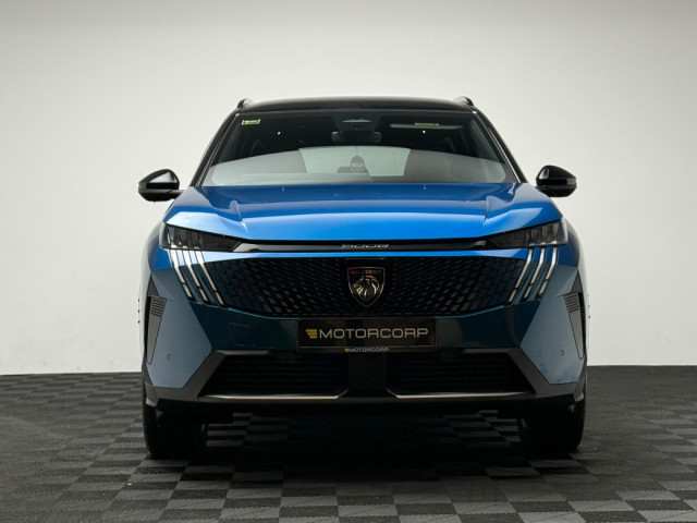 Image for 2025 Peugeot 5008 GT
