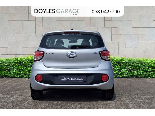 Image for 2017 Hyundai i10 Deluxe 1.0 Petrol
