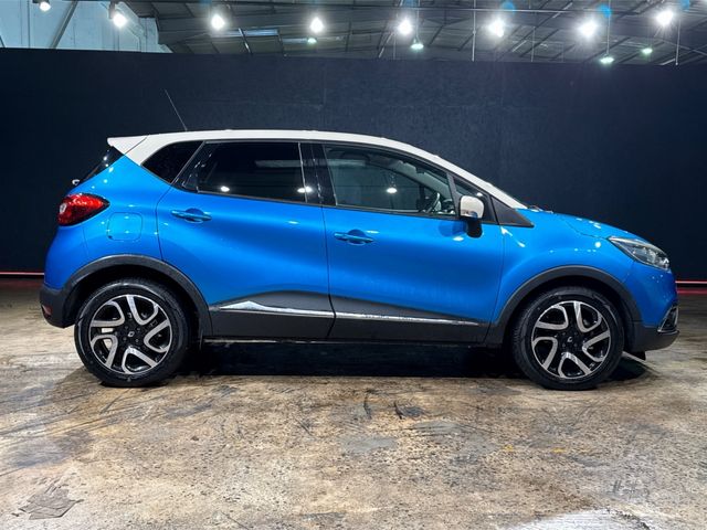 Image for 2017 Renault Captur JEANS EDITION - BLUE/WHITE TWO TONE - FACTORY ALLOYS - REVERSE CAMERA - LOW MILEAGE