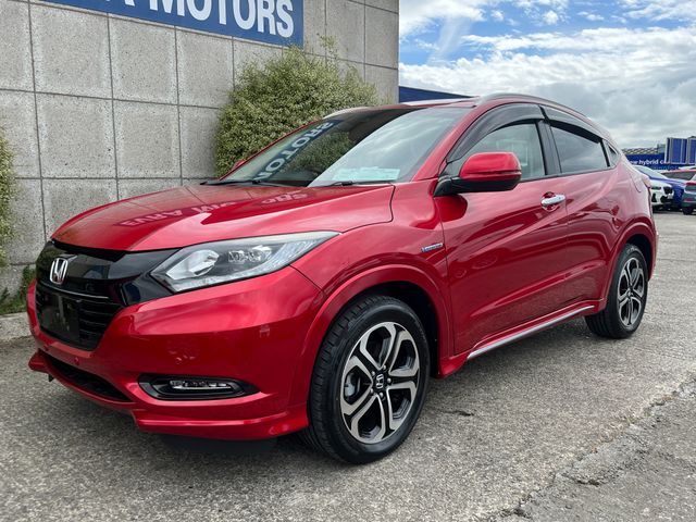 Image for 2017 Honda Vezel HR-V Z SENSING AUTOMATIC HYBRID 1.5 PETROL //VERY LOW MILES//HALF LEATHER HEATED SEATS//ADAPTIVE CRUISE CONTROL//REVERSE CAMERA//KEYLESS ENTRY//