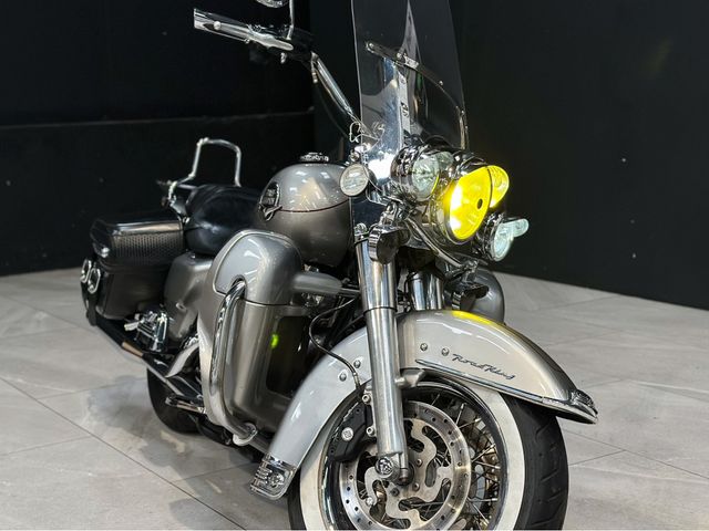 Image for 2008 Harley-Davidson Dyna Glide FLSTC ROAD KING CLASSIC