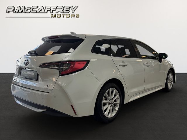 Image for 2022 Toyota Corolla 1.8 Hybrid Luna