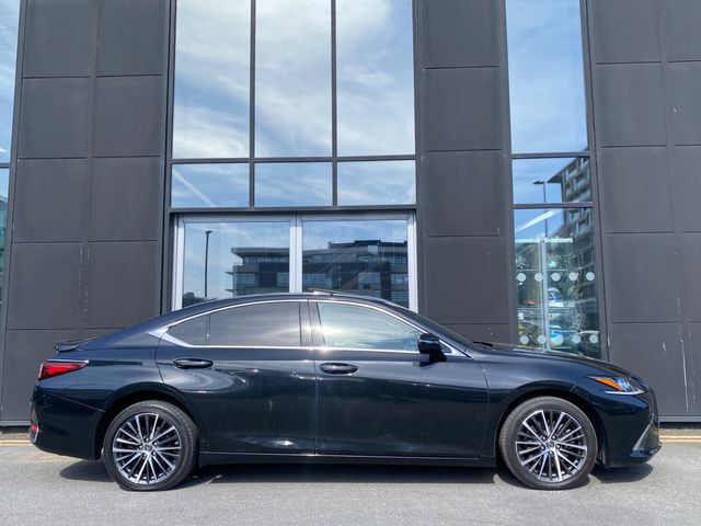 Image for 2023 Lexus ES 300h Premium Edition Hybrid Auto 