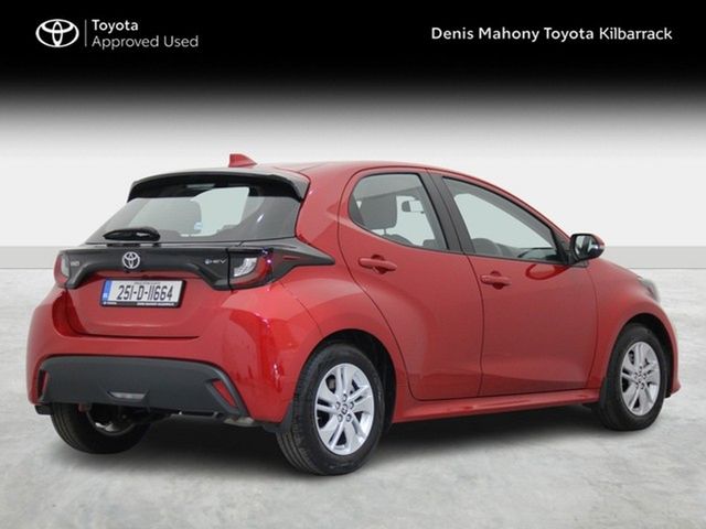 Image for 2025 Toyota Yaris Hybrid 115 Luna