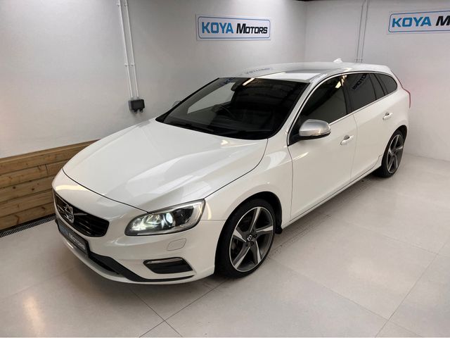 Image for 2016 Volvo V60 2.0 D4 R-DESIGN DIESEL AUTO // FULL LEATHER ELECTRIC SEATS // REVERSING CAMERA // CRUISE CONTROL // LANE ASSIST // COLLISION WARNING SYSTEM // TOP SPEC // UPGRADED ALLOYS